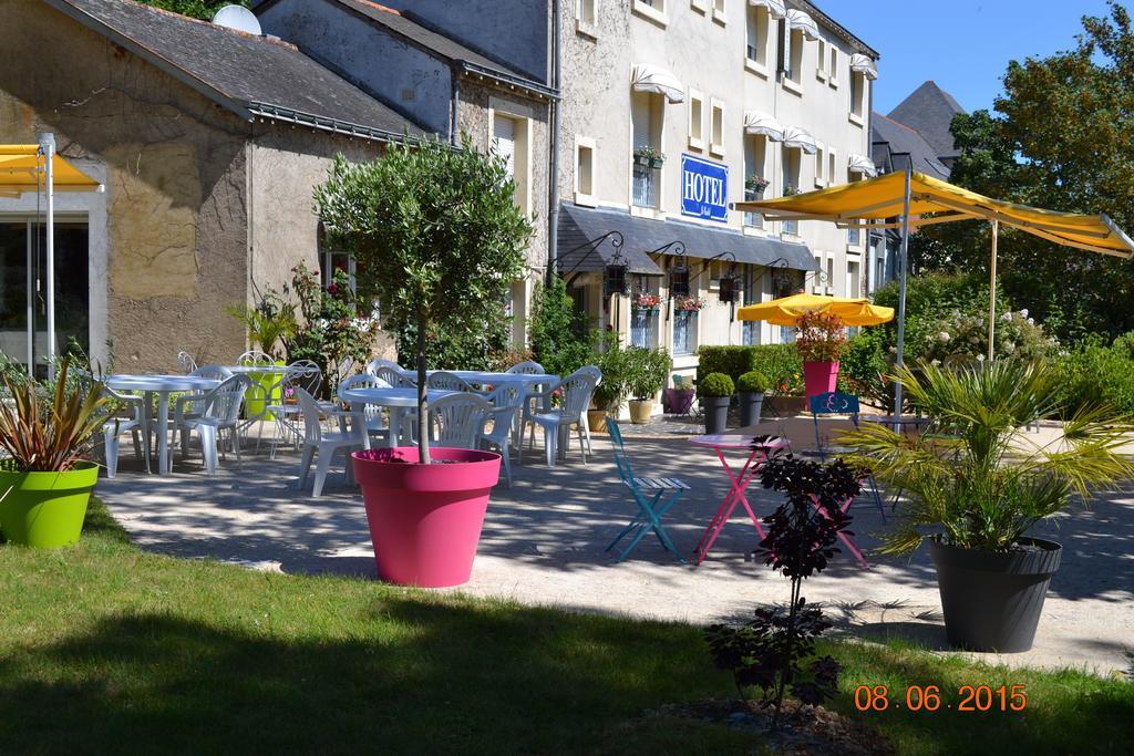 Brissac-Quince Hotel Le Castel מראה חיצוני תמונה