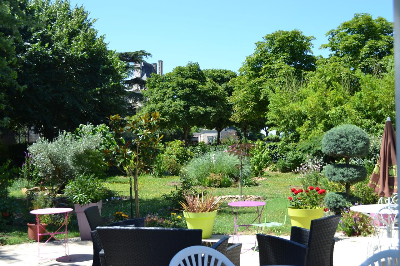 Brissac-Quince Hotel Le Castel מראה חיצוני תמונה