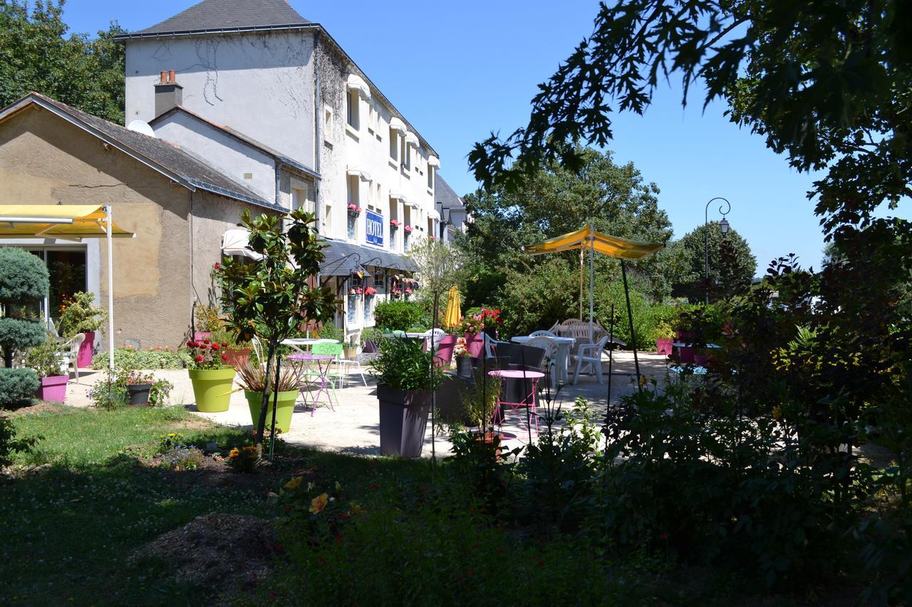 Brissac-Quince Hotel Le Castel מראה חיצוני תמונה